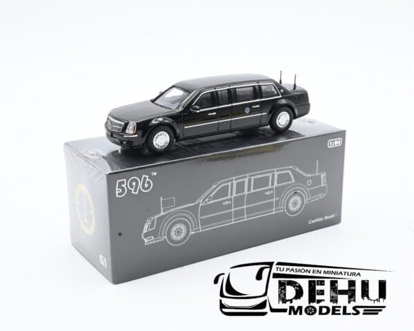 Auto a Escala 1/64 Cadillac Beast "La Bestia" Limusina Presidencial USA 2 Negro, CBP-061 596 Model - Imagen 10