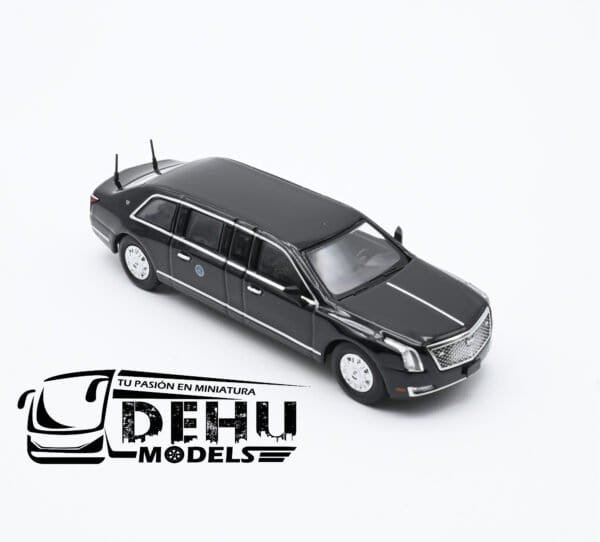 Auto a Escala 1/64 Cadillac Beast "La Bestia" Limusina Presidencial USA 3 Negro, CBP-062 596 Model - Imagen 2