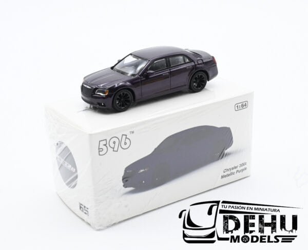 Auto a Escala 1/64 Chrysler 300c Morado Metalico - Negro, CBP-065 596 Model - Imagen 10