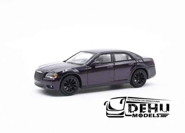 Auto a Escala 1/64 Chrysler 300c Morado Metalico - Negro, CBP-065 596 Model - Imagen 8