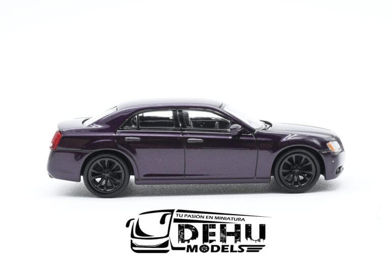CBP-065 Chrysler 300c Morado Metalico, Morado - Negro (7)