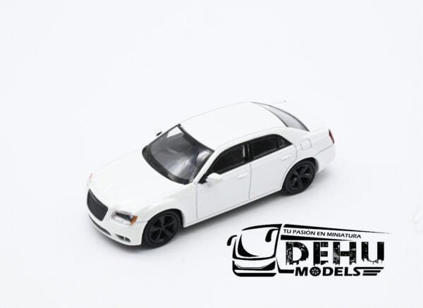 Auto a Escala 1/64 Chrysler 300c Pearlescent White Blanco - Negro, CBP-066 596 Model - Imagen 9