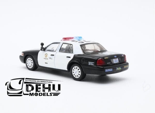 Auto a Escala 1/64 Ford Crown Victoria Los Angeles, California Police Negro - Blanco, CBP-067 596 Model - Imagen 6