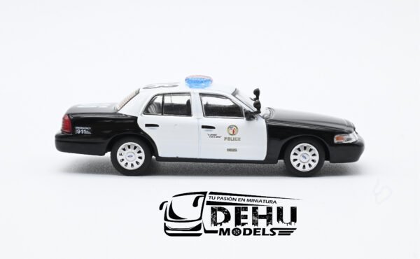Auto a Escala 1/64 Ford Crown Victoria Los Angeles, California Police Negro - Blanco, CBP-067 596 Model - Imagen 4