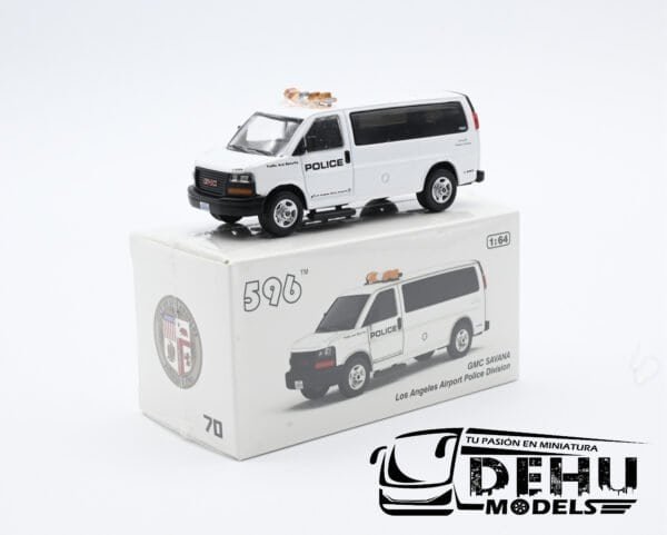 Camioneta a Escala 1/64 GMC SAVANA Los Angeles Airport Police Division Blanco - Negro, CBP-070 596 Model - Imagen 10