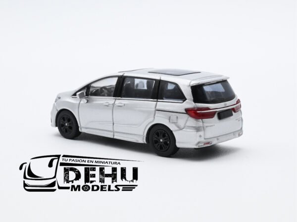 Camioneta a Escala 1/64 Honda Oddysey Gris, HD1004 Massdi - Imagen 6