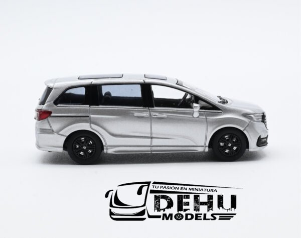 Camioneta a Escala 1/64 Honda Oddysey Gris, HD1004 Massdi - Imagen 4
