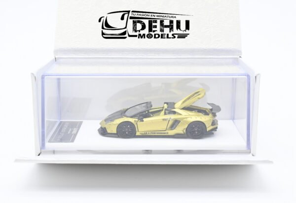 Auto a Escala 1/64 Lamborghini Aventador LP700-4 LBWK Liberty Walk Oro-Negro, LAAVLLBWORNE Rhino Model - Imagen 16