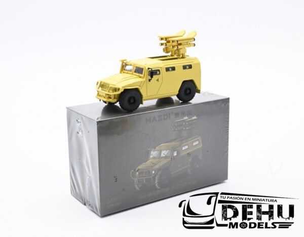 Camión a Escala 1/64 GAZ Militar Amarillo, TJ1010 Massdi - Imagen 11