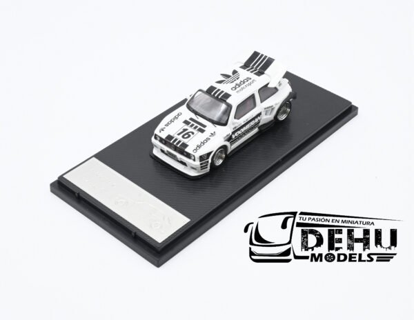 Auto a Escala 1/64 Volkswagen Golf MK2 Adidas Motorsport Blanco - Negro, VWGMK2ADMS Liberty64 - Imagen 9