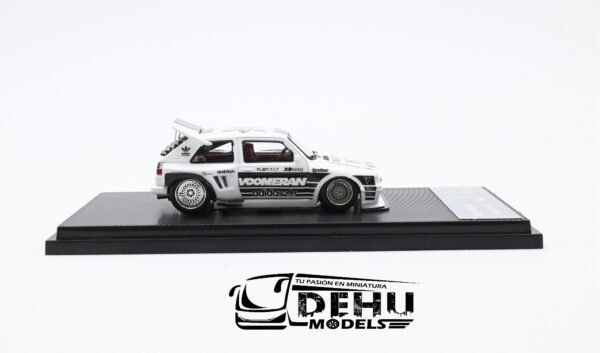 Auto a Escala 1/64 Volkswagen Golf MK2 Adidas Motorsport Blanco - Negro, VWGMK2ADMS Liberty64 - Imagen 4