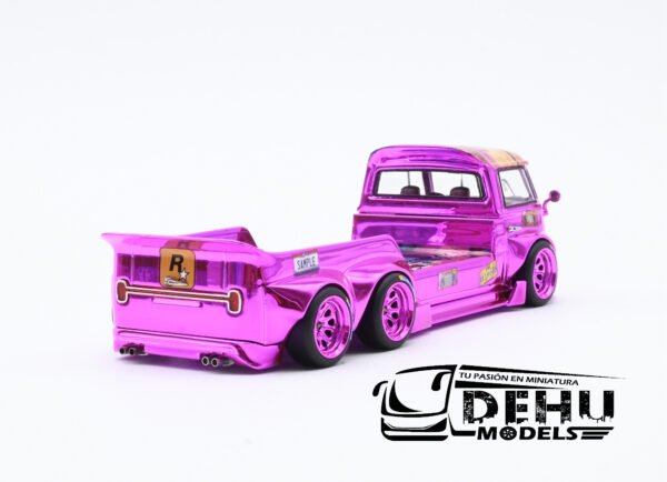 Camioneta a Escala 1/64 Volkswagen T1 GTA VI Rosa Cromo, VWT1GTVIROCR Liberty64 - Imagen 5
