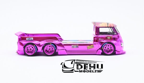 Camioneta a Escala 1/64 Volkswagen T1 GTA VI Rosa Cromo, VWT1GTVIROCR Liberty64 - Imagen 4