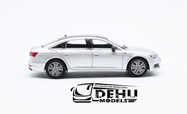 Auto a Escala 1/64 AUDI A6 (C8) Gris, AD1404 Massdi - Imagen 4