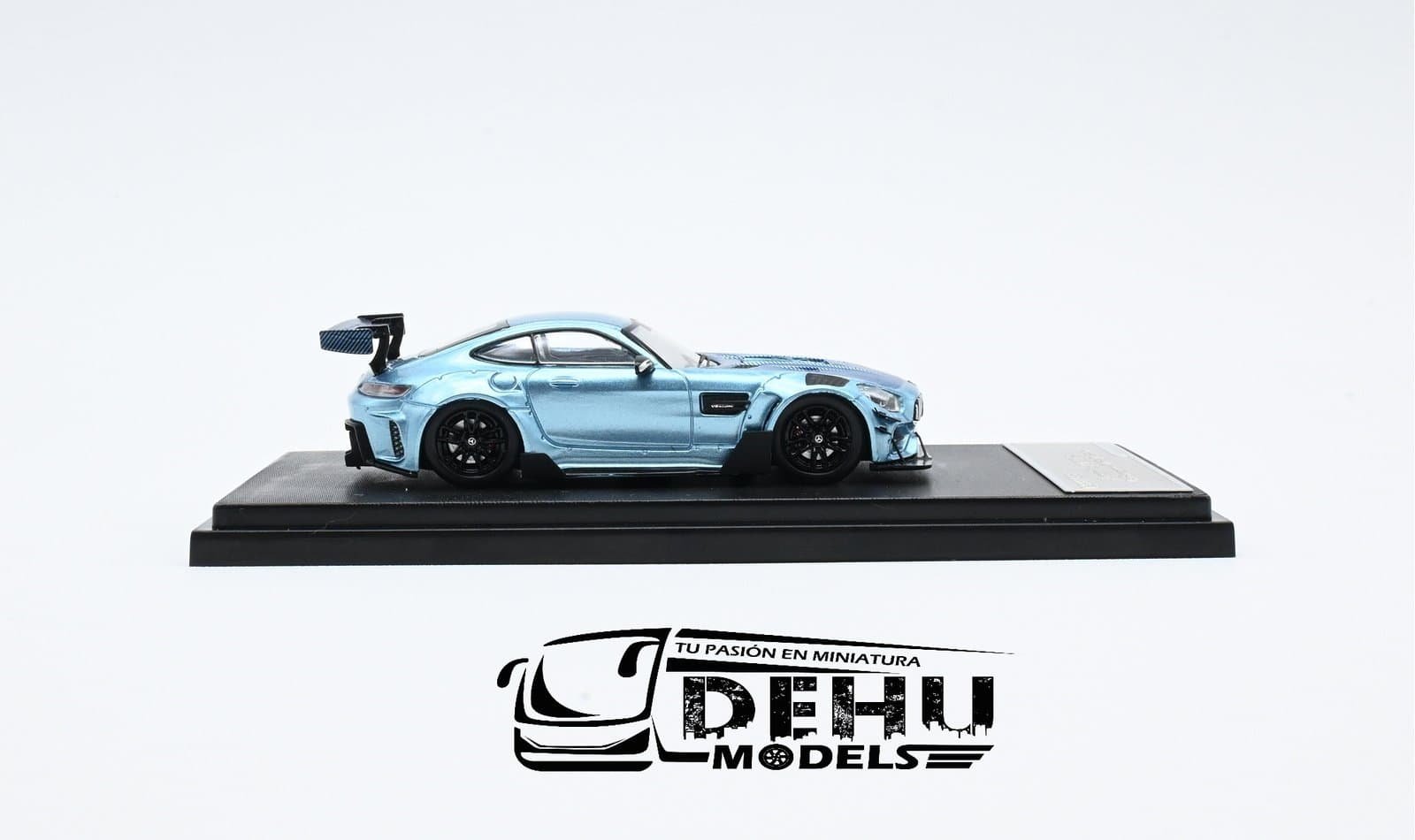 Auto a Escala 1/64 Mercedes Benz AMG GTS Azul - Negro, AMGGTSANRM Rhino Model - Imagen 3