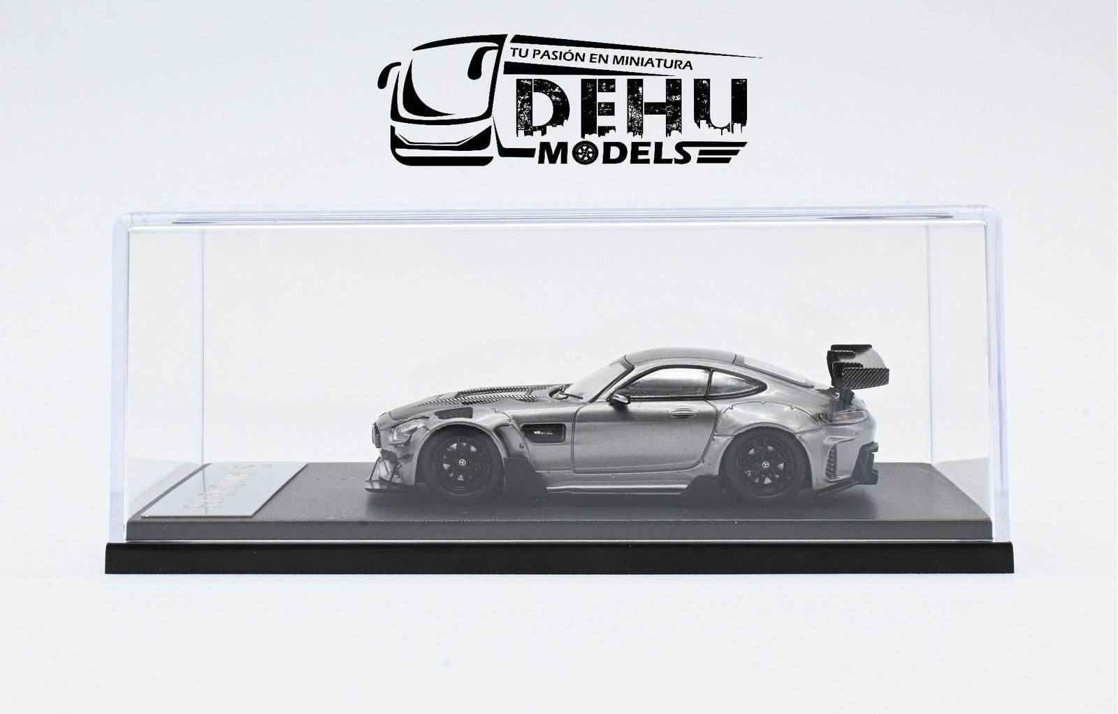 Auto a Escala 1/64 Mercedes Benz AMG GTS Gris-Negro, AMGGTSGNRM Rhino Model - Imagen 11