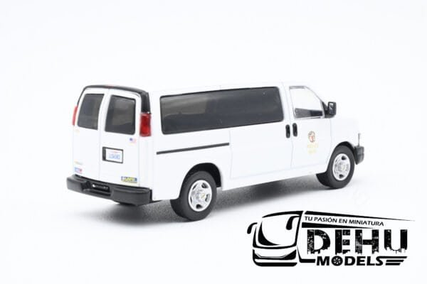 Camioneta a Escala 1/64 Chevrolet Express Los Angeles California Police CBP-072 596 Model - Imagen 5
