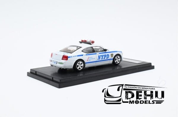 Auto a Escala 1/64 Dodge Charger New York Police Department Azul - Blanco, DOCHNYPDROLL Rollin - Imagen 6