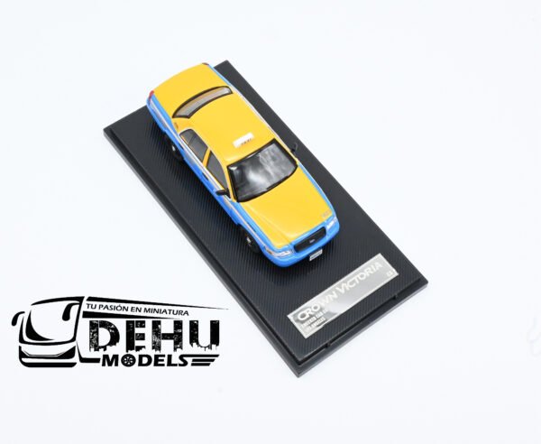 Auto a Escala 1/64 Ford Crown Victoria Checker Cab CO. Los Angeles Amarillo - Azul, FOCRVICHECALAROLL Rollin - Imagen 2