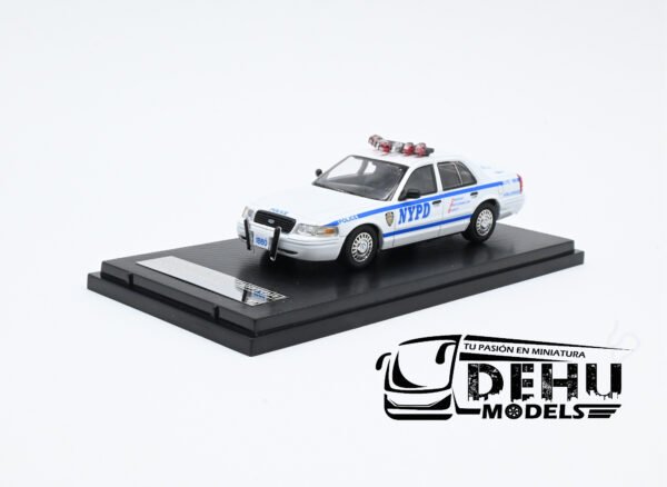 Auto a Escala 1/64 Ford Crown Victoria New York Police Department Patrol Supervisor Blanco - Azul, FOCRVINYPDPSROLL Rollin