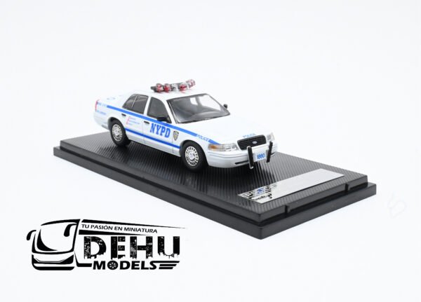 Auto a Escala 1/64 Ford Crown Victoria New York Police Department Patrol Supervisor Blanco - Azul, FOCRVINYPDPSROLL Rollin - Imagen 4