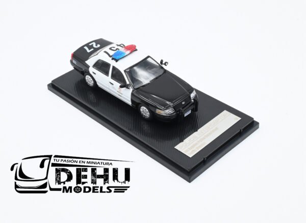 Auto a Escala 1/64 Ford Police Interceptor Los Angeles Police Department "Traffic Division" Negro - Blanco, FOPOINLAPDTDROLL Rollin - Imagen 2