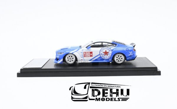 Auto a Escala 1/64 Mustang Clinched Widebody Converse Azul - Blanco - Rojo, MUCLIWICONLB64 Liberty64 - Imagen 7