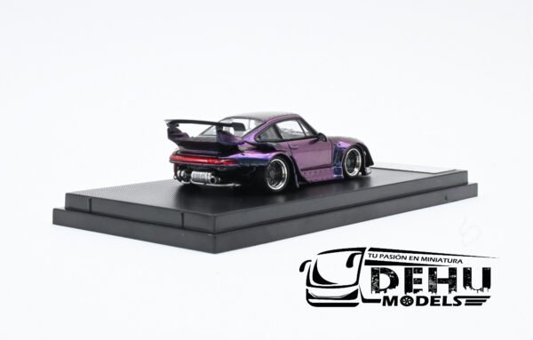 Auto a Escala 1/64 Porsche 993 RWB Rauh-Welt Begriff Tornasol (Mosca) Cromo Azul - Morado, STWP993RWBCAM Street Warrior - Imagen 5