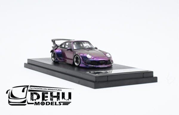 Auto a Escala 1/64 Porsche 993 RWB Rauh-Welt Begriff Tornasol (Mosca) Cromo Azul - Morado, STWP993RWBCAM Street Warrior - Imagen 3