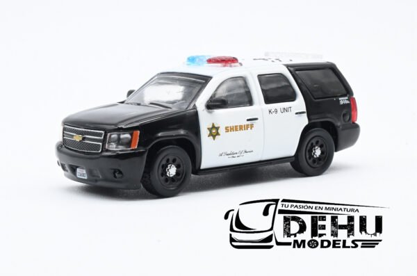 Camioneta a Escala 1/64 Chevrolet Tahoe Los Angeles County Sheriff´s Department CBP-069 596 Model