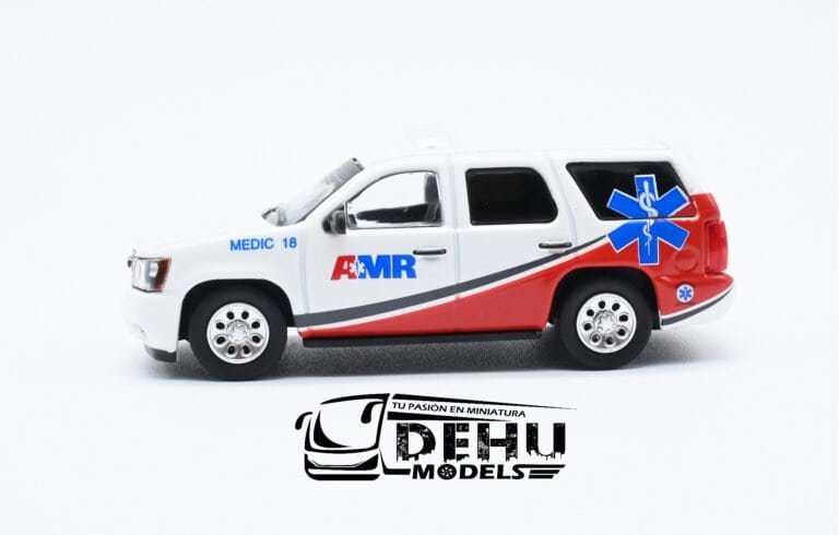 CBP-082 Chevrolet Tahoe American Medical Response, Blanco - Rojo (4)