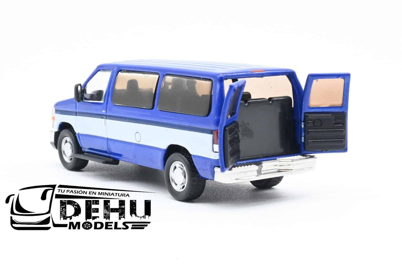 Camioneta a Escala 1/64 Ford E-350 Super Duty Van Econoline CBP-A-001 596 Model - Imagen 7