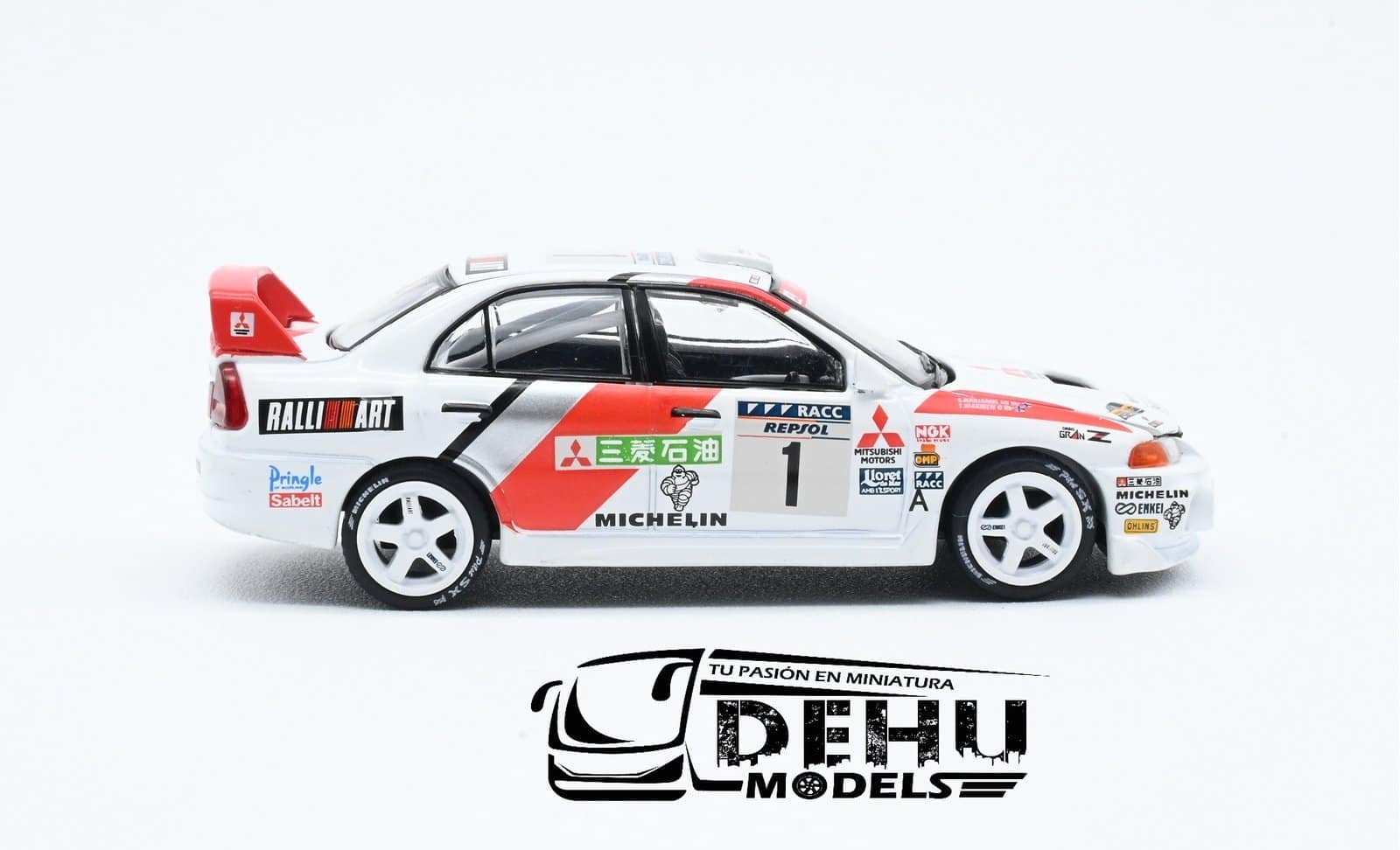 Auto a Escala 1/64 Mitsubishi Lancer Evolution IV 1997 Catalunya Rally Winner PR64-0165 Pop Race - Imagen 4