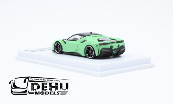 Auto a Escala 1/64 Ferrari SF 90 Verde Pastel, MJMFESF90VP MJ Model - Imagen 8
