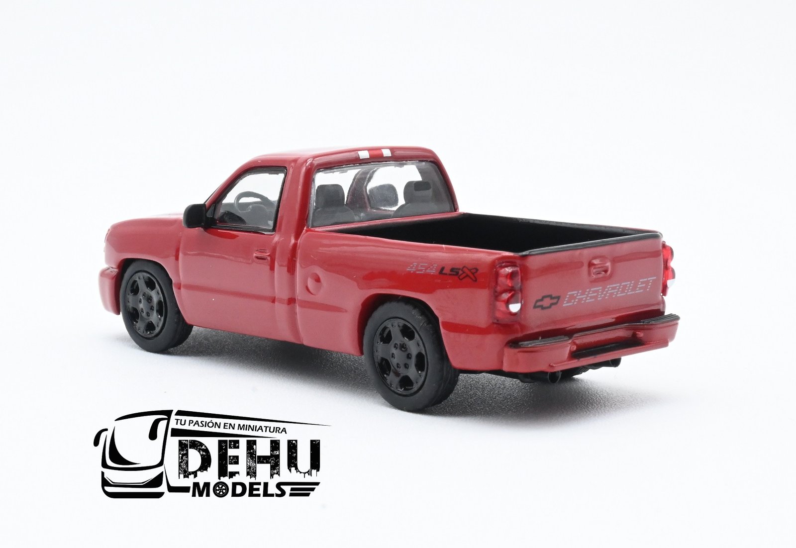 Camioneta a Escala 1/64 Chevrolet Silverado Pick-Up 2006 Cabina Sencilla Rojo, PB-55382 PARA64 - Imagen 6