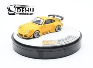 Auto a Escala 1/64 Porsche 993 RWB Rauh-Welt Begriff Amarillo, PGMPORWAM PGM