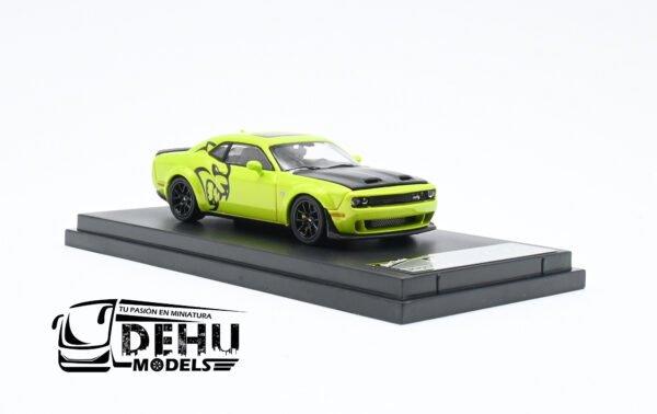 Auto a Escala 1/64 Dodge Challenger SRT Hellcat Verde - Negro, STHDCVENE Stance Hunters - Imagen 3