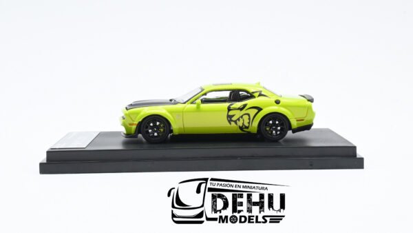 Auto a Escala 1/64 Dodge Challenger SRT Hellcat Verde - Negro, STHDCVENE Stance Hunters - Imagen 7