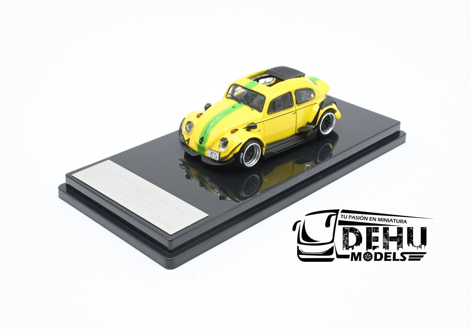 Auto a Escala 1/64 Volkswagen Beetle ( vocho) Rauh Welt Begriff Brazilian Design Amarillo-Verde, ST_740008B Inspire Model - Imagen 9