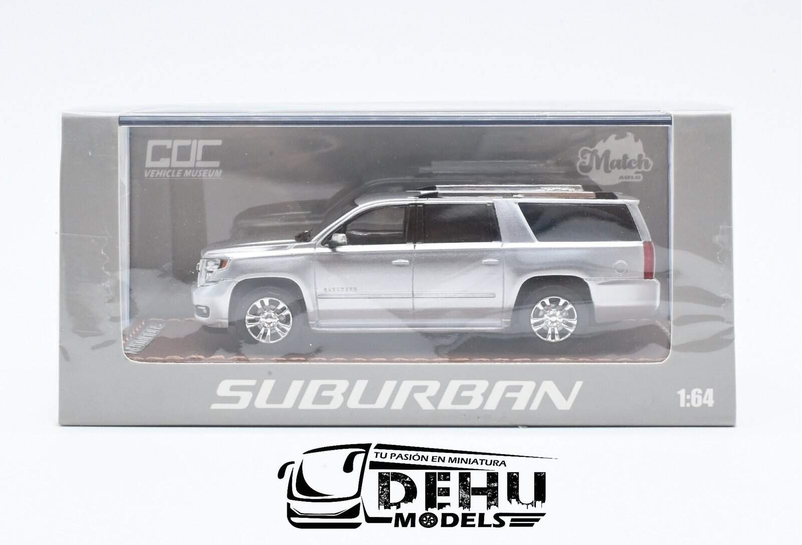 Camioneta a Escala 1/64 Chevrolet Suburban Gris, SUBGRISGOC GOC Vehicle Museum - Imagen 12