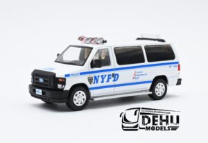 Camioneta a Escala 1/64 Ford E-350 Super Duty AdvanceTrac RSC NYPD New York City Police Blanco - Azul, CBP-089 596 Model