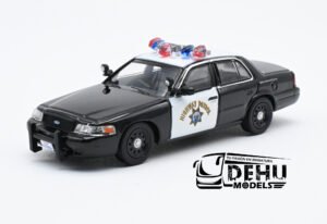 Auto a Escala 1/64 Ford Crown Victoria California Highway Patrol Negro - Blanco, CBP-099 596 Model