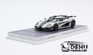 Auto a Escala 1/64 Koenigsegg One Gris - Negro Carbón, KOONGRNCMJM MJ Model