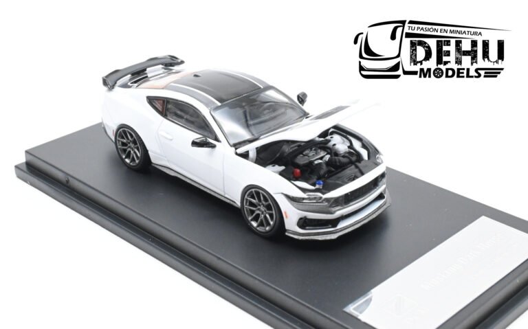 DCMFMDHBLGRNE Ford Mustang Dark Horse, Blanco - Gris - Negro (12)