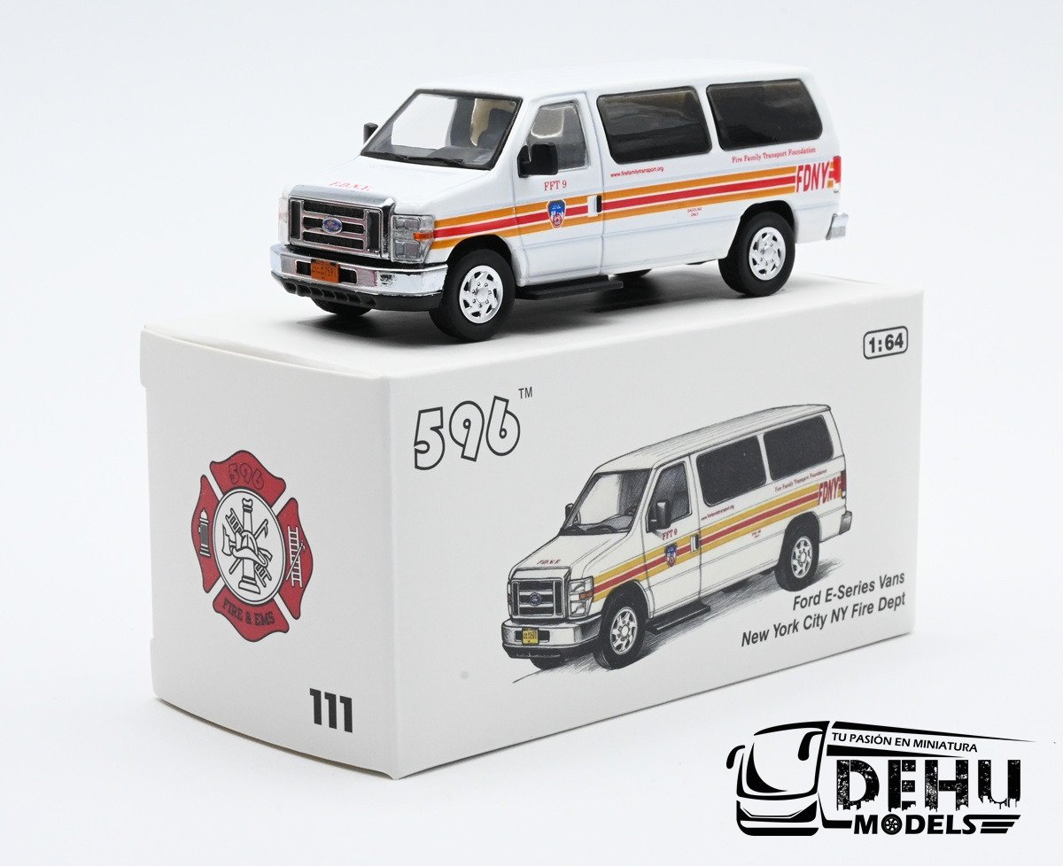 CBP-111 Ford E-350 Super Duty AdvanceTrac RSC E-Series Vans New York City NY Fire Dept, Blanco - Rojo (10)