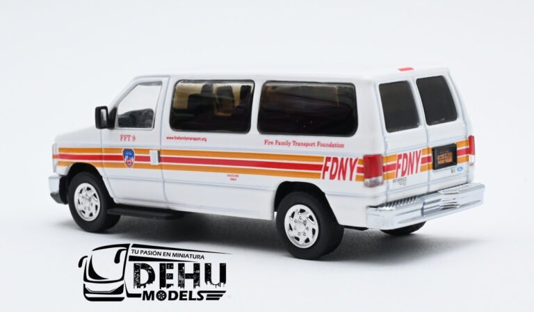 CBP-111 Ford E-350 Super Duty AdvanceTrac RSC E-Series Vans New York City NY Fire Dept, Blanco - Rojo (5)