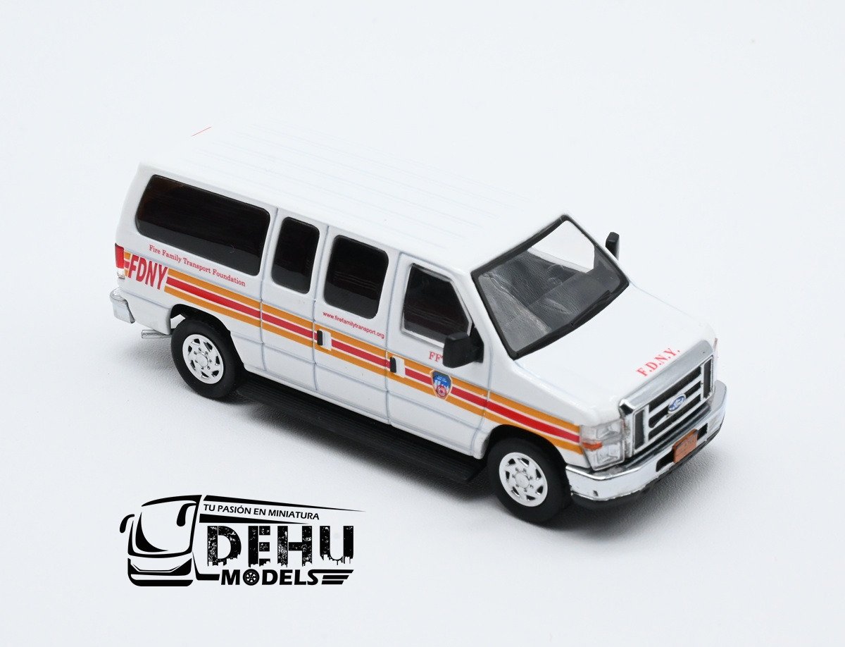 CBP-111 Ford E-350 Super Duty AdvanceTrac RSC E-Series Vans New York City NY Fire Dept, Blanco - Rojo (9)