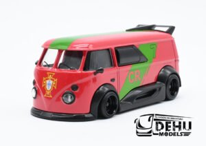 Camioneta a Escala 1/64 Volkswagen T1 Van Speed Mundial 2022 Portugal Rojo - Verde, VWT1VSM22PO Minibox