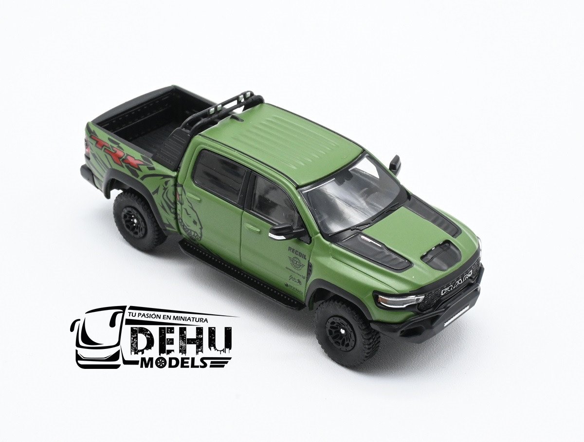 Camioneta a Escala 1/64 Dodge RAM 1500 TRX Verde-Negro, CBP-131 596 Model