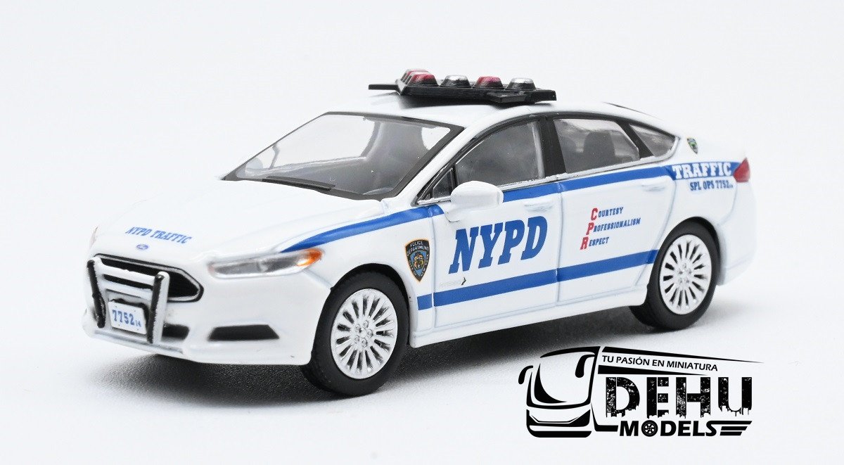 CBP-122 Ford Fusion New York City Police Cars Traffic Division And Traffic Units NYPD, Blanco - Azul (2)